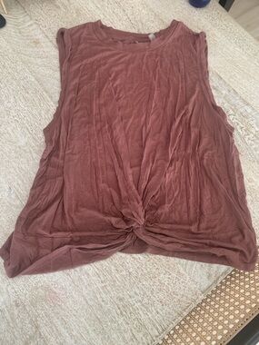 Zella Mauve Twist-Front Sleeveless Tank